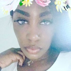 Meet your Posher, Dwanda